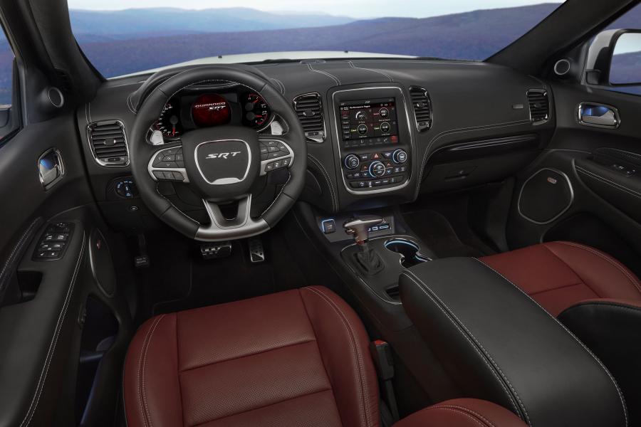 Торпедо Dodge Durango SRT (WD) 2017 года  (фото 37 из 100)